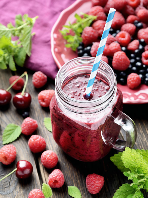 Met behulp van uw eigen fruitoogst maakt u heerlijke verse en gezonde smoothies